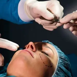 ліфтинг обличчя в Туреччині