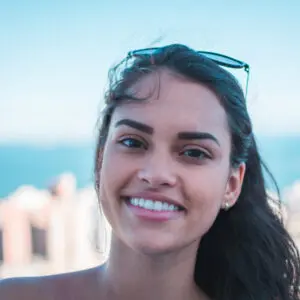 Wie viel kosten Veneers?