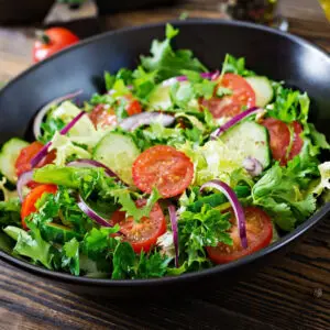 What are the dietary features after gastric ballooning