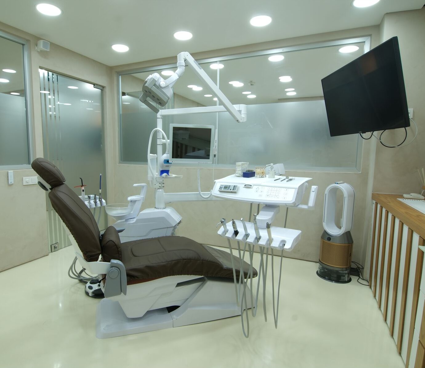 Стоматологическая клиника YEG (YEG Clinic)