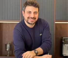 Доктор Джелал Алиоглу (Celal Alioglu)