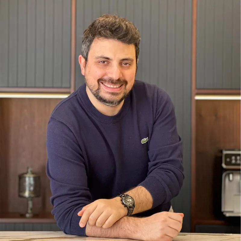 Доктор Джелал Алиоглу (Celal Alioglu)