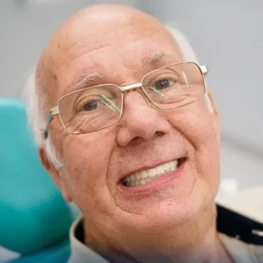 Имплантация зубов