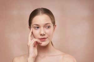 Les meilleurs chirurgiens spécialisés dans la rhinoplastie ethnique en Turquie